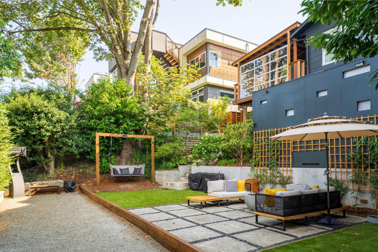 Relaxing Getaway Great Location Hammock, And Bocce Apartment Seattle Exterior photo